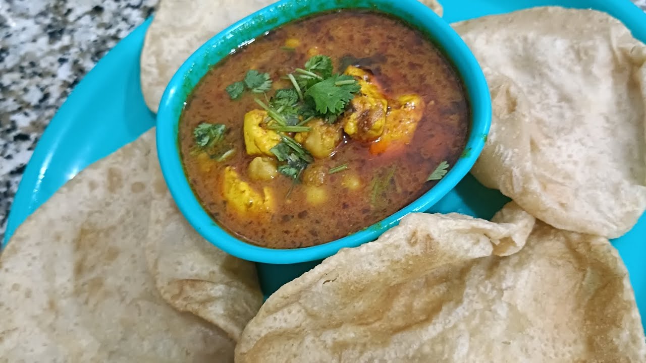 Mahira's kitchen |Paneer Chana masla with puri 
