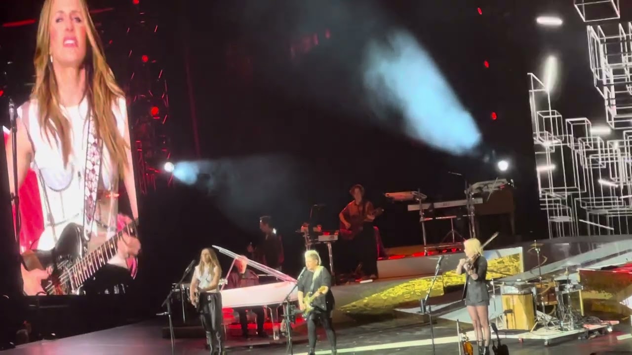 The Chicks Not Ready To Make Nice Live 4/7/23 Manchester AO Arena UK 