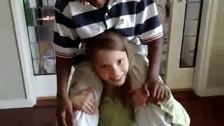 Shoulder carry 2