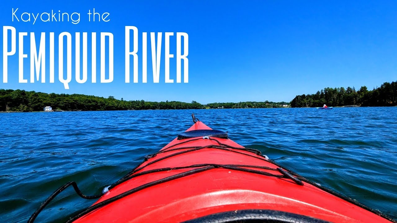 Kayaking in the Pemiquid River - Maine