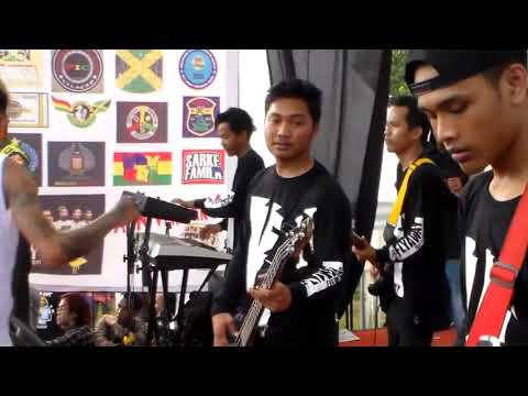 Fly Away (Freedom Song) -  LAGU GEMBLUNG // live 5th anniv Fly Away  (Freedom Song)