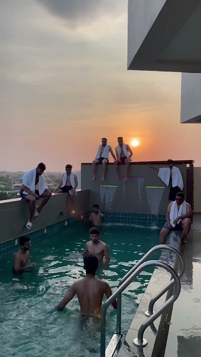 All eyes On me Trend..!!