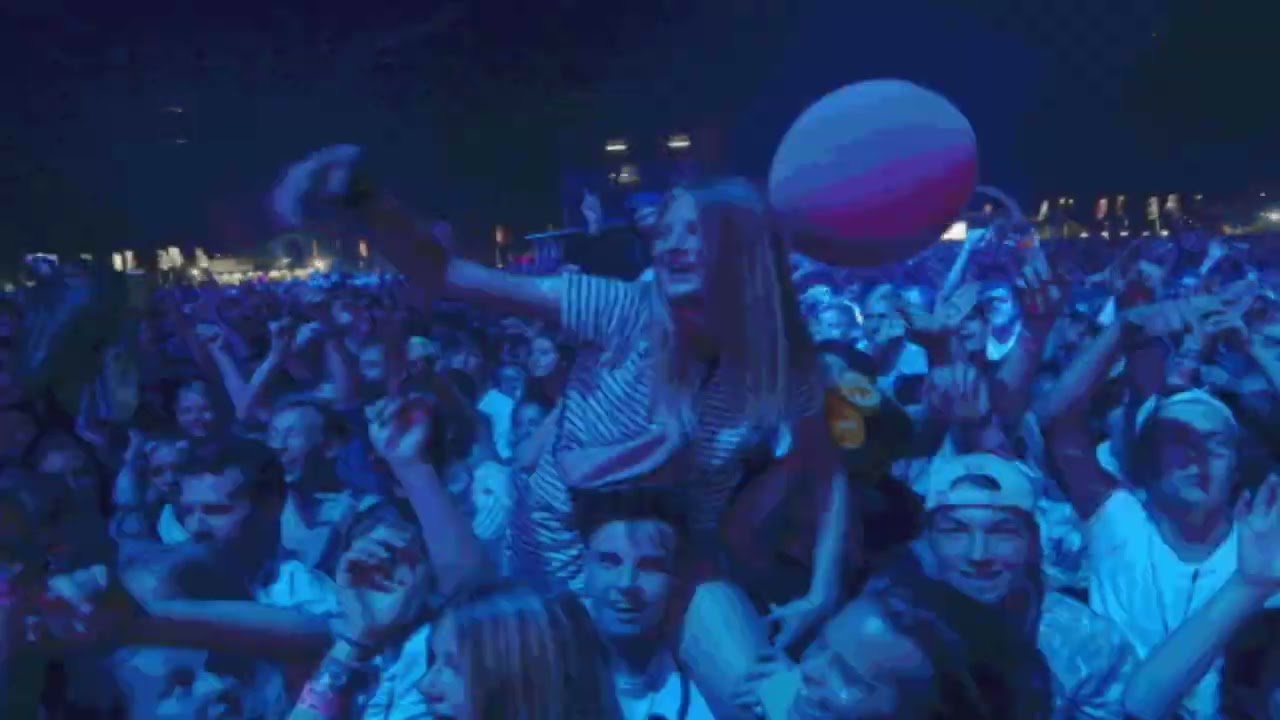luckybass colistyle partyseum (2)
