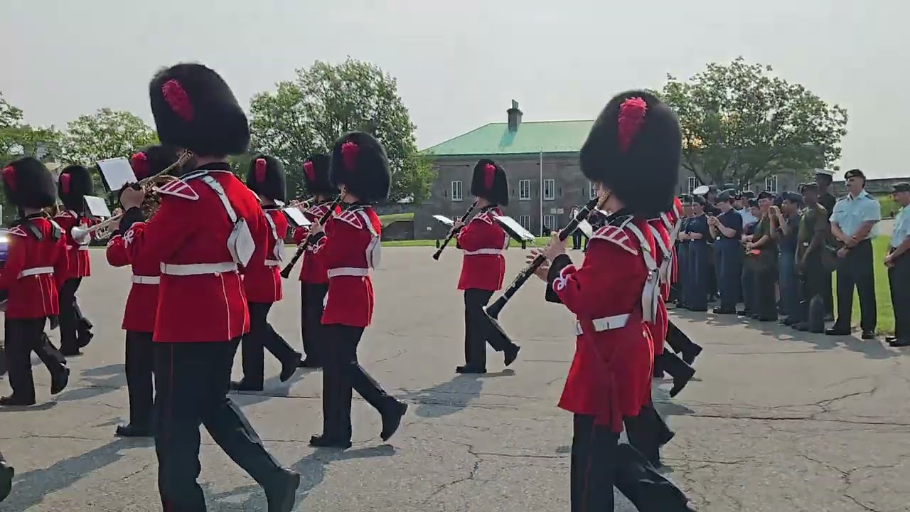 Changing of the guard at citadelle Quebec city (3)#parade #changingoftheguards #viral #music 