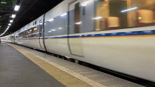 JR西日本 681系 0番台/2000番台 W01編成+N12 しらさぎ 15号 福井駅 発車