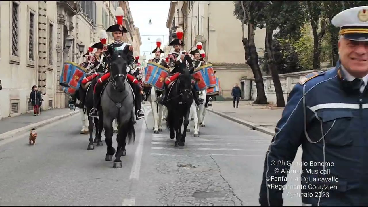 226° Anniversario della Bandiera Italiana: Fanfara dei Carabinieri e Corazzieri a cavallo