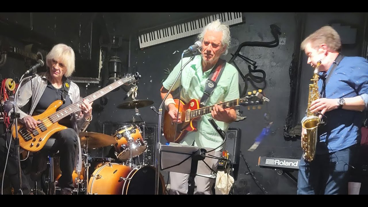 THE FBI IS FOLLOWING ME