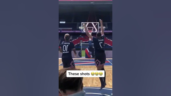 Neymar and Kylian Mbappe are football stars for a reason 😆