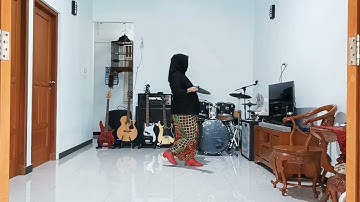 My Grandmom My Heroine (Nenekku Pahlawanku) Line Dance | Choreo by Harry Heng (INA) | April 2024