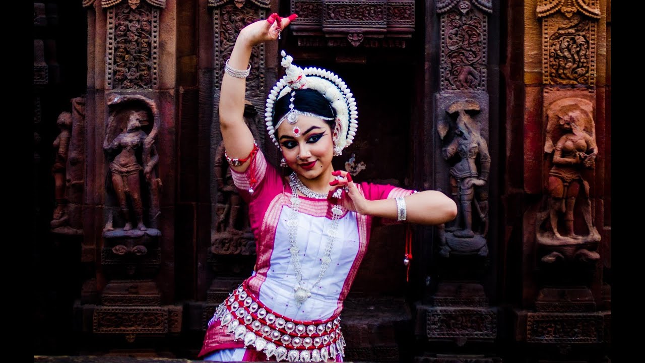 Chandana Charchita Neela Kalevara  Geeta Govindam  Vrinda Chadha  Odissi Dance