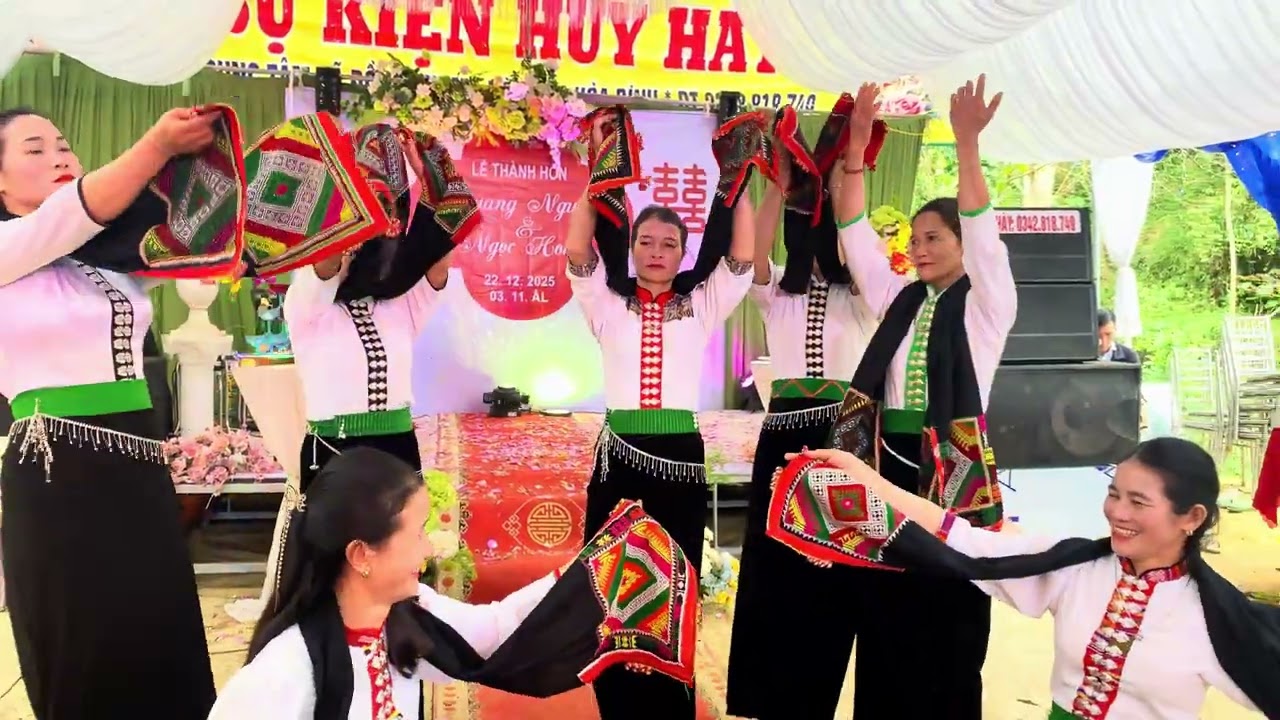 Đám cưới tại mường chiềng hòa bình .chọn chất lượng1080p60 ạ