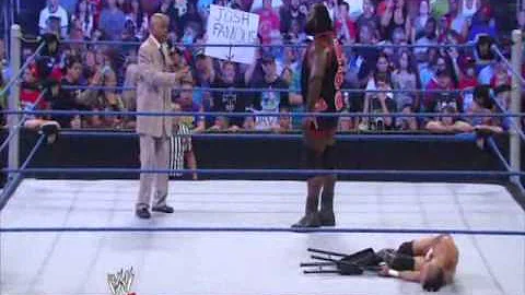 WWE Mark Henry VS Bobby Howard (Smackdown 2011-07-...