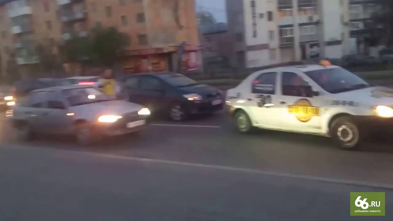 Ниссан на гурзуфской