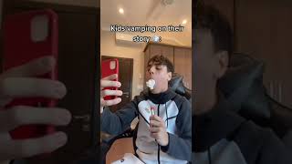 Kids vaping on there story 💨