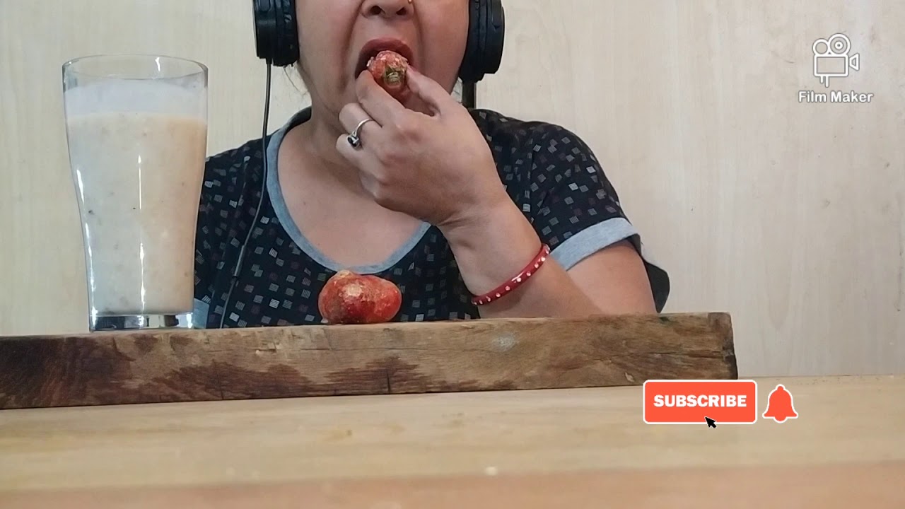 ASMR NIKKE STRAWBERRY AND STRAWBERRY SHAKE ❤️♥️❤️❤️ | NIKKI EATS | ❤️♥️♥️❤️