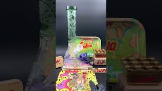 Hand Picking a Level 2 $50 Dry Herb Mystery Box at Fat Ass Glass Company Unboxing