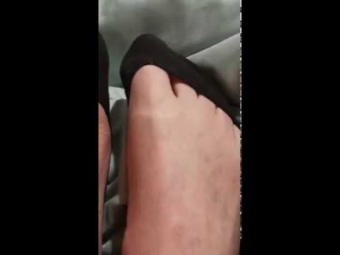 Micro peds toe cleavage