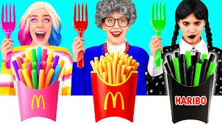 картинка: Кулинарный Челлендж: Уэнсдей Против Бабушки | Фантастические Лайфхаки с Едой от 4Fun Challenge