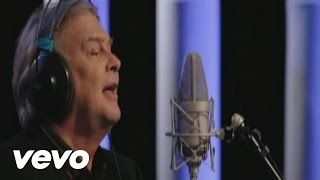 Video voorbeeld van "John Farnham - Playing to Win (The Acoustic Chapel Sessions)"