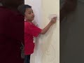 Bocil Menggambar di Dinding Kamar ! Hasilnya Wow Banget
