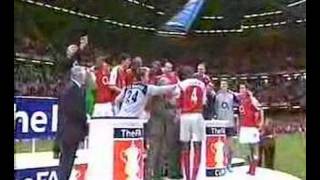 Arsenal 04/05 FA Cup Final celebration.part2