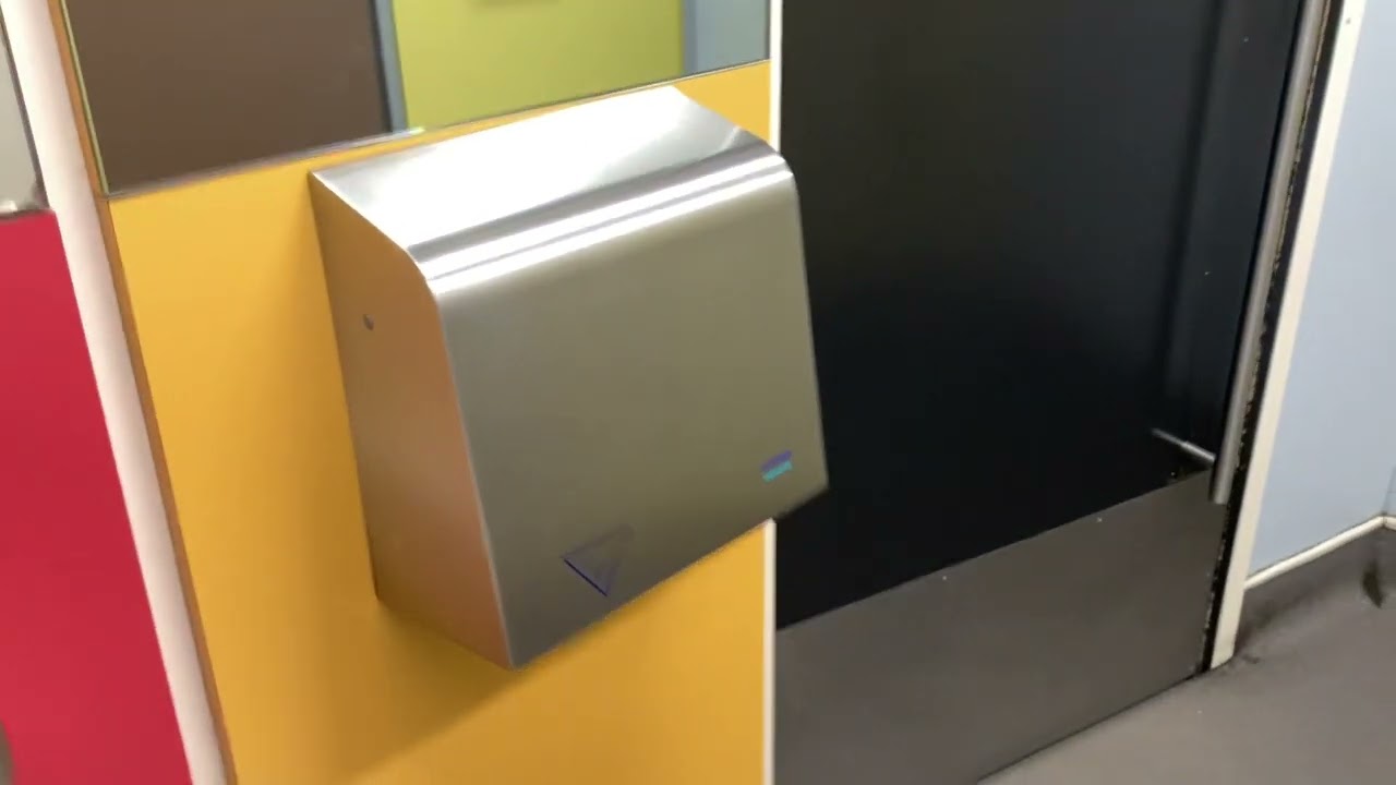 Anda Series 2000 (Armitage Venesta) and Velair Pebble at The QUAD Derby 🚹 (Ground Floor)