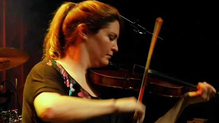 Andrea Beaton - live @ ECMA 2010 - Celtic Colours ...