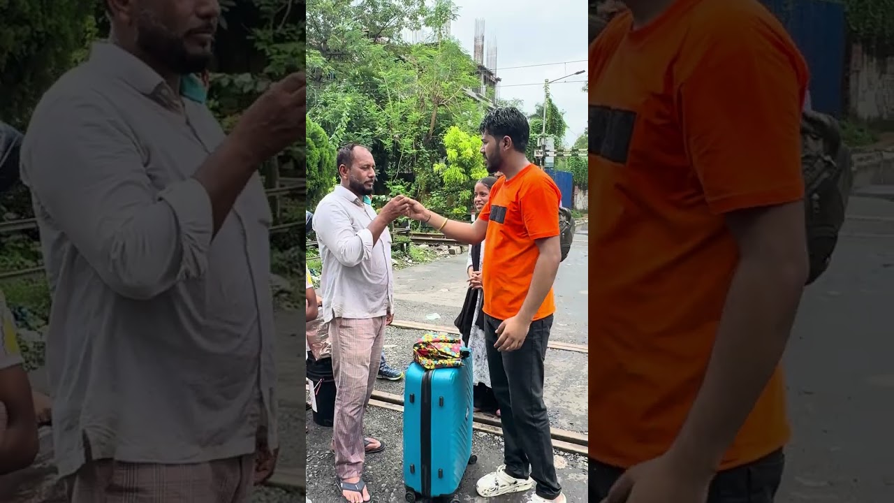 Rain in kolkta 🙏🏻 Rainy Kolkata Stories 🌧️ Helping People in Need 💙