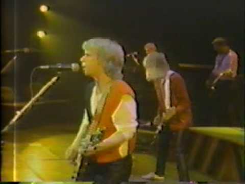 Styx - Tommy Shaw "Renegade" !983 - YouTube