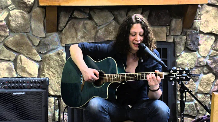 Sarah Huber - Hallelujah (Leonard Cohen Cover) (Li...
