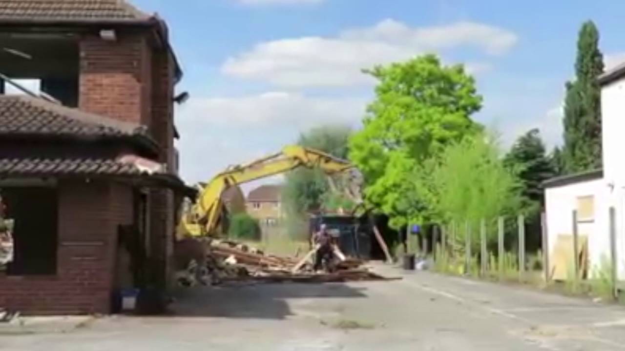 Ocean Chinese demolition in North Hykeham ready for Lidl