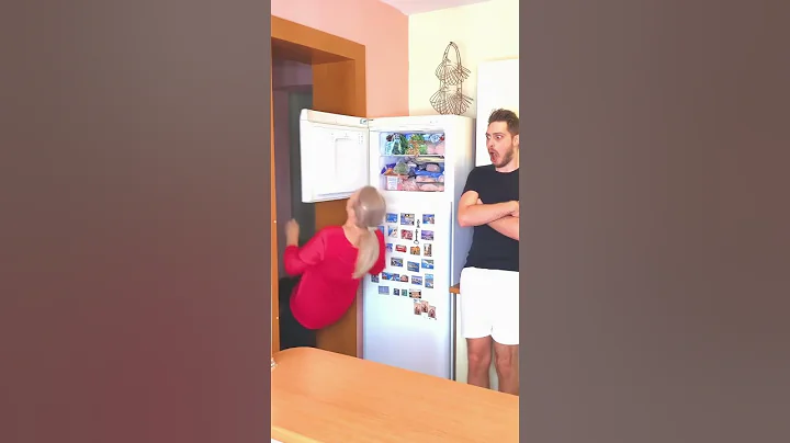 Funny prank #prank #funny #funnyprank #prank #viral #trending #scareprank #scared #haha #use #fyp