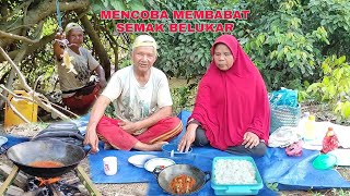 MENCOBA MEMBABAT SEMAK BELUKAR.