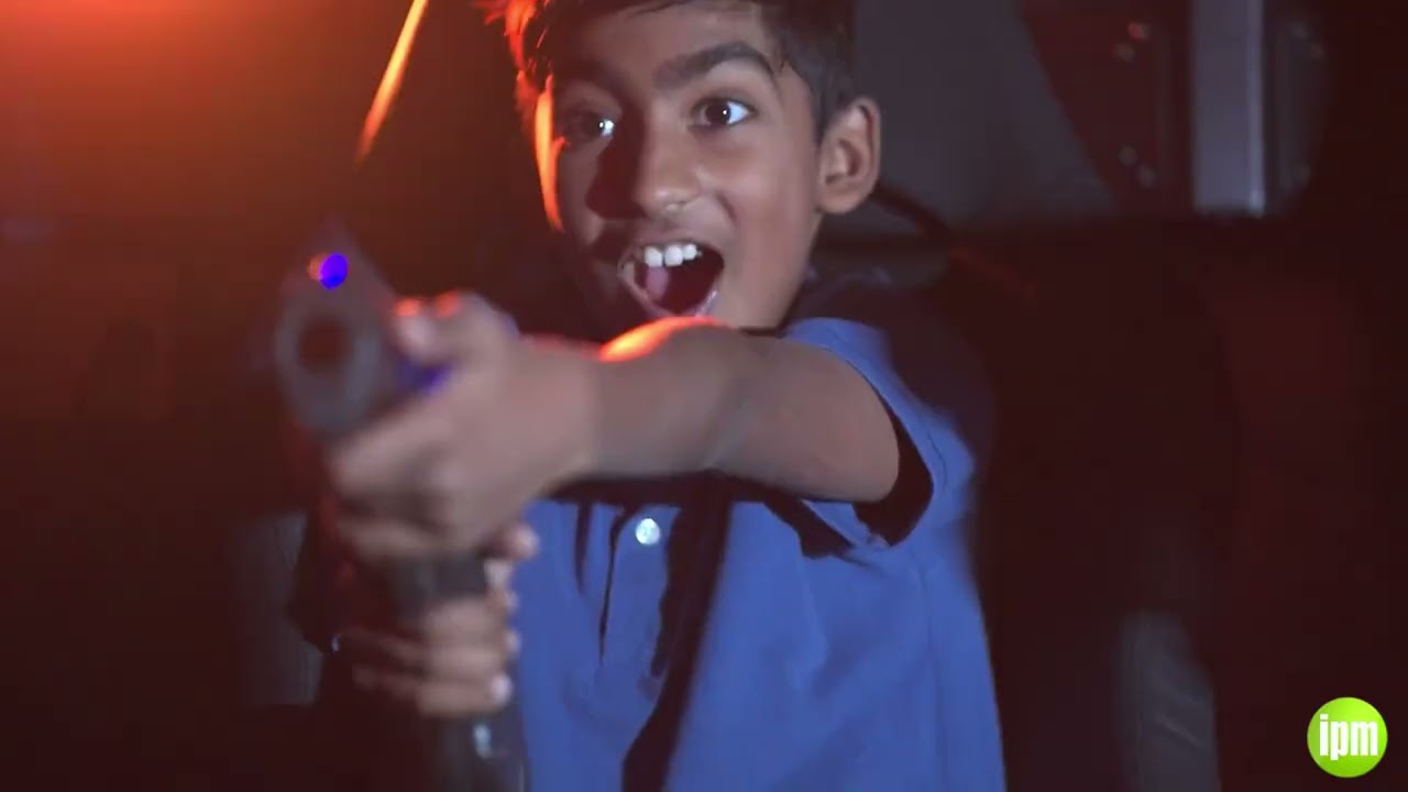 Clifton Hill - Carnival Chaos Hyper Ride