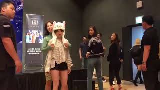 SNSD Cute YulSun (Yuri, Sunny) at the fansign event