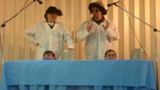 Men & Womens Brains skit (Sketch sobre o Cérebro do Homem e da Mulher)