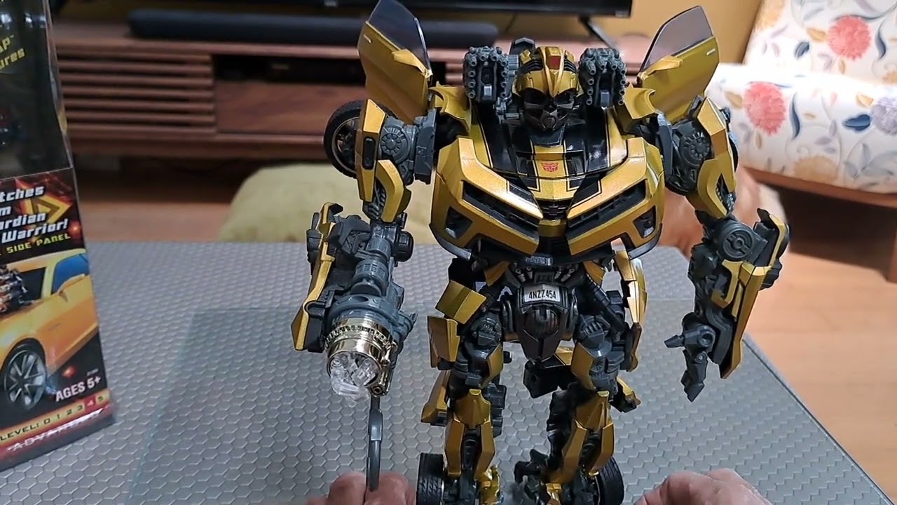 Toy Talk and Stuff 228: Rare 2010 Golden limited edition Battle