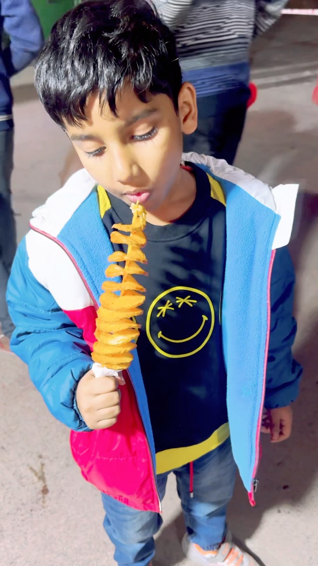 Anant ne khaya yummy yummy potato ? twister ??