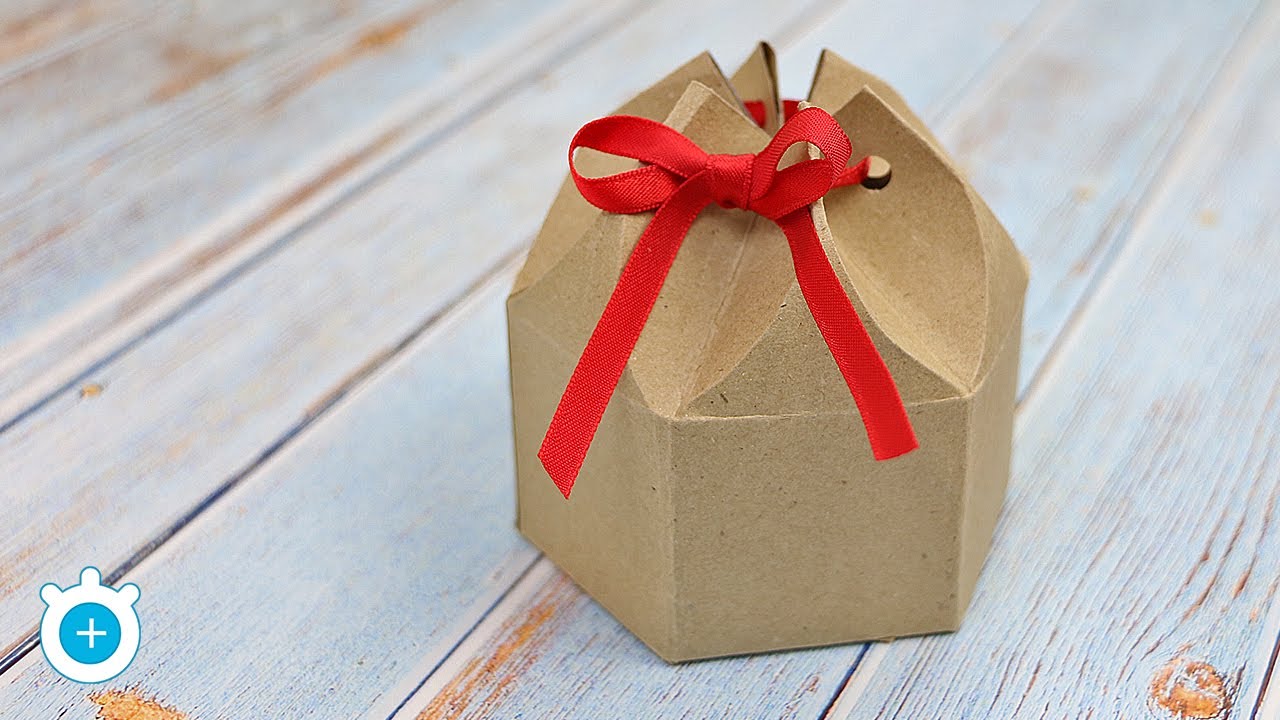 How to Make A Paper Gift Box | LampZoom - YouTube