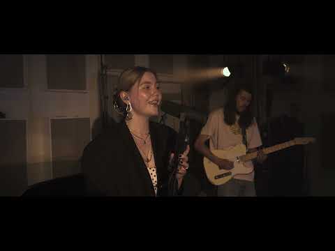 Dion Cooper - Fire (ft. Maxine) Live Room Session