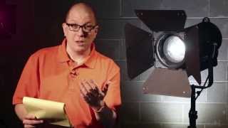 The DY-200: High-Intensity Dimmable, Focusable LED Fresnel Light from Fotodiox Pro