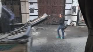 Pemulung Menuju Gereja Sampah di Mesir