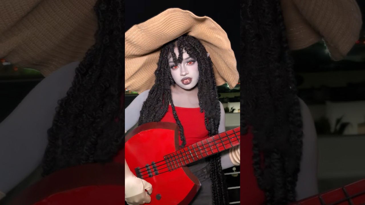 Marceline and Bubblegum ​⁠@earthsplanetcos #adventuretime #cosplay #bubbline