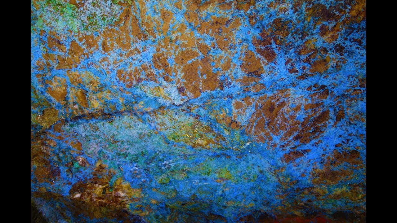 Awesome Color Show In An Abandoned Mine