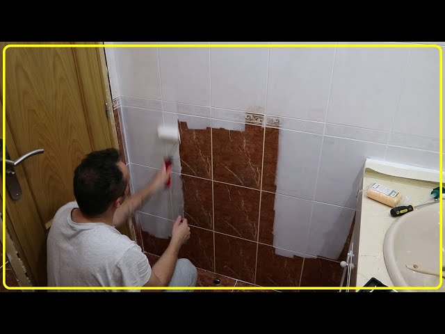 5 pasos para pintar azulejos de baño con éxito