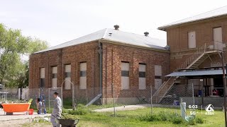 Local teens help revitalize Atascadero's oldest commercial building