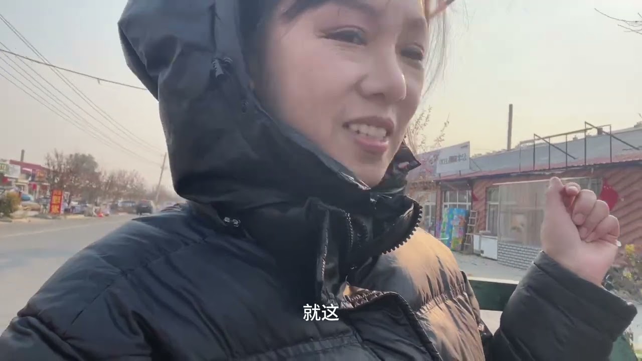 还没下雪，老妈就炖今年第一只大鹅，十斤土鹅怎么做好吃？ #农村生活 #乡村美食 #铁锅炖大鹅