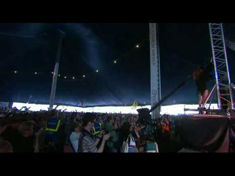Florence & The Machine - Kiss With A Fist Glastonbury 2009