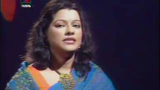 Aj Modhuro Bashori Baje | Nazrul Geeti | Badrunnesa Dalia | BTV