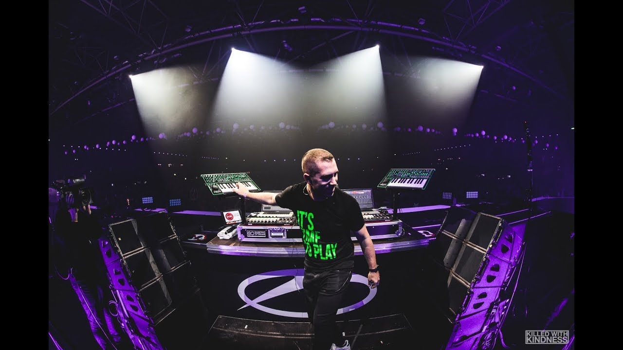 Giuseppe Ottaviani Feat. Tricia McTeague - Only A Heartbeat Away (Extended Mix) [ARMIND]